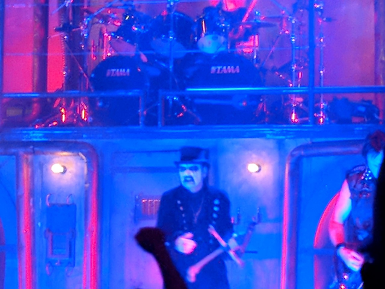 King Diamond Concert Review Tower Theater Upper Darby Pa 11 10 19 Green And Black Music